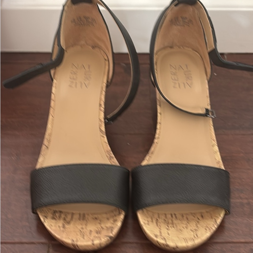 Naturalizer Black Women's Sandals